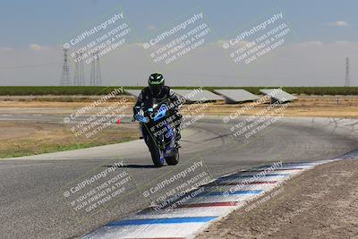 media/Sep-04-2023-Lets Ride (Mon) [[34443f911e]]/B Group/1220pm (Wheelie Bump)/